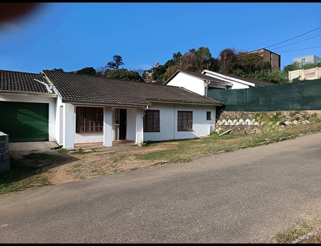 3 BEDROOM SIMPLEX FOR SALE IN GREENWOOD PARK